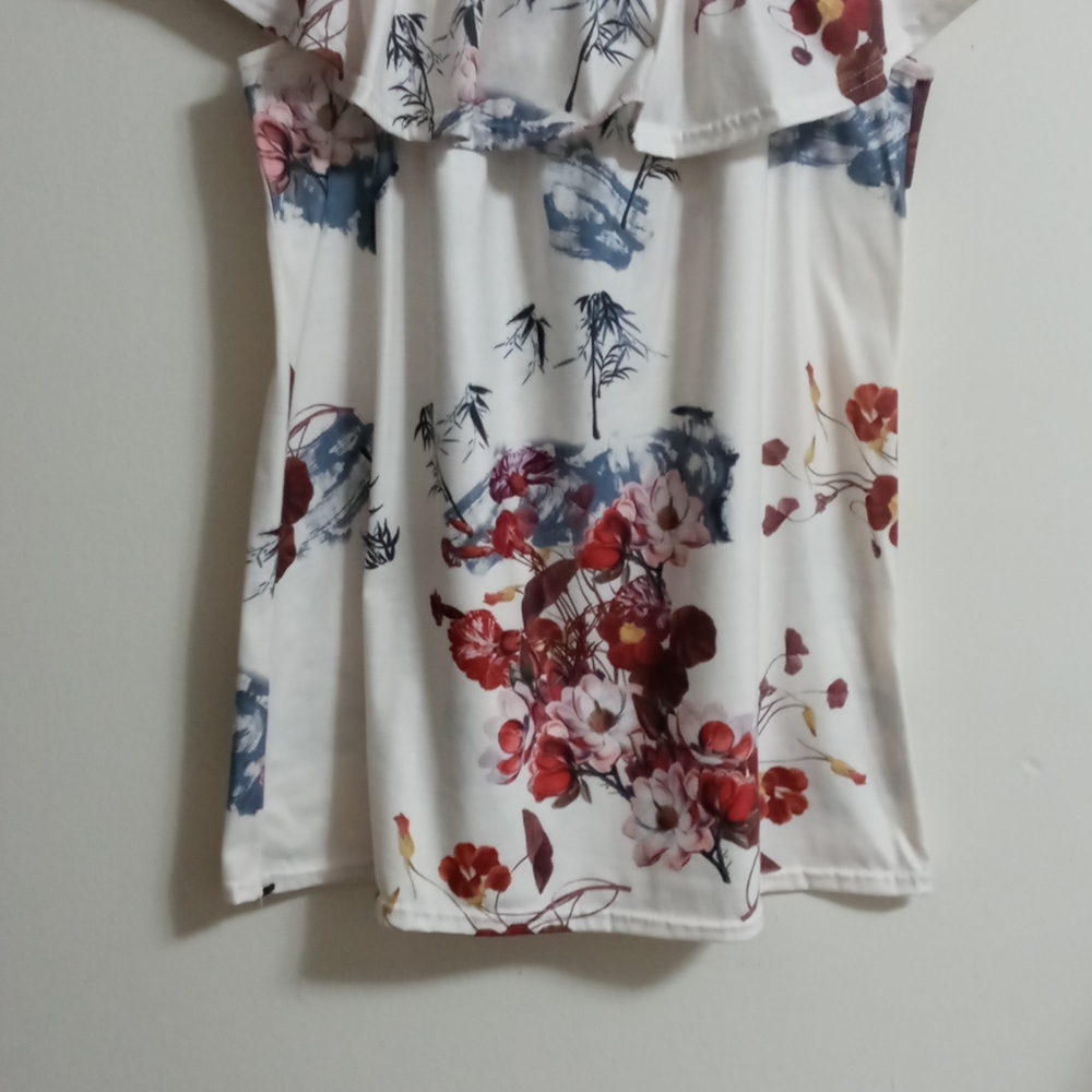 Floral White Ruffle off the shoulder  top XL - Picture 8 of 9